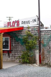 Flo's Clam Shack, seafood, restaurant, Rhode Island, seafood restaurant, flo's drive in, Portsmouth